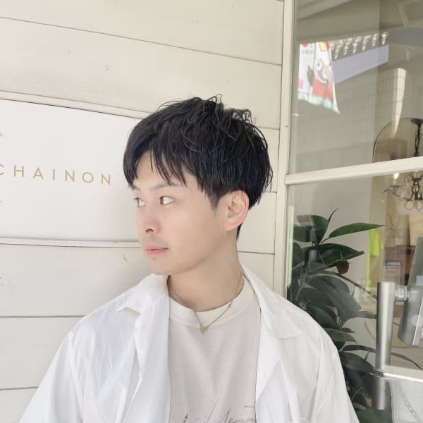 メンズカット林明寛さんセンターパート束感ショートモテヘア