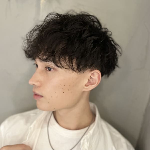  2ブロックマッシュ×波巻きスパイラルパーマ|Nuii