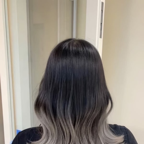 ホワイトグラデーション