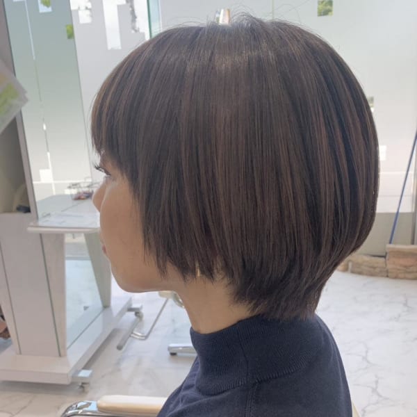 ショートボブ