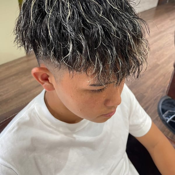 ツイストスパイラルパーマ×ハイライト|LUCIS 【ルーキス】