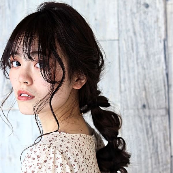 お呼ばれ　ローポニー　編みおろし　ポニーテールアレンジ