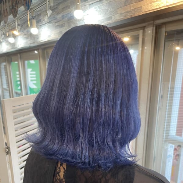 透明感たっぷり！ブルーシルバー