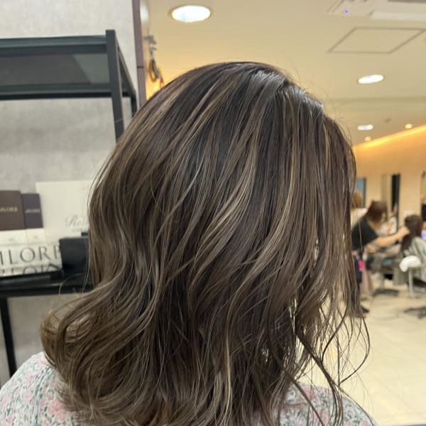 20代30代40白髪ぼかしハイライトベージュカラー