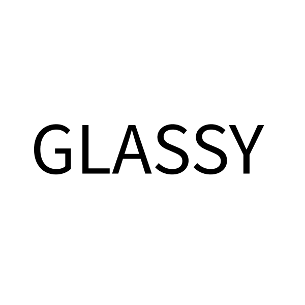 GLASSY【グラッシー】のスタッフ紹介。asami