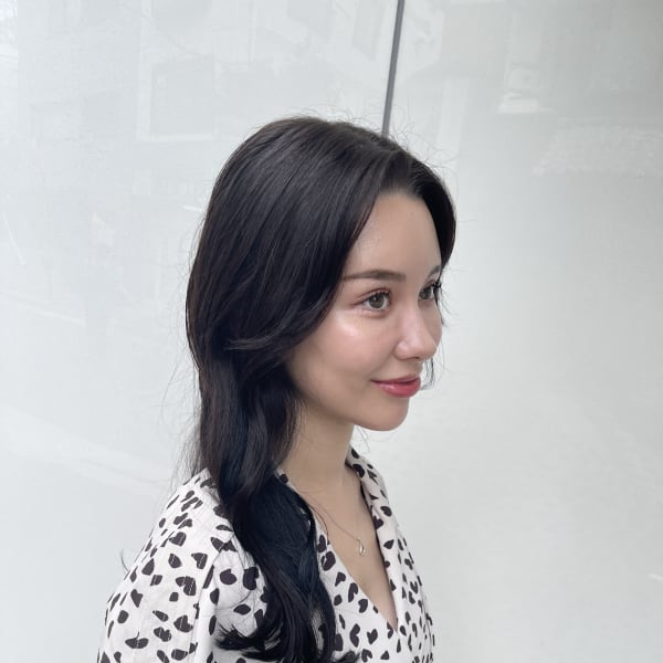 顔回り×ウエーブヘア|STYLE INDEX 茗荷谷