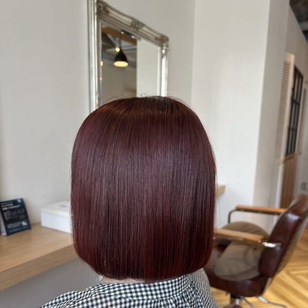 ぱっつんボブ × チェリーピンク