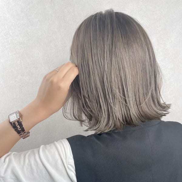 【堺・中百舌鳥】_WHITE 鳳店