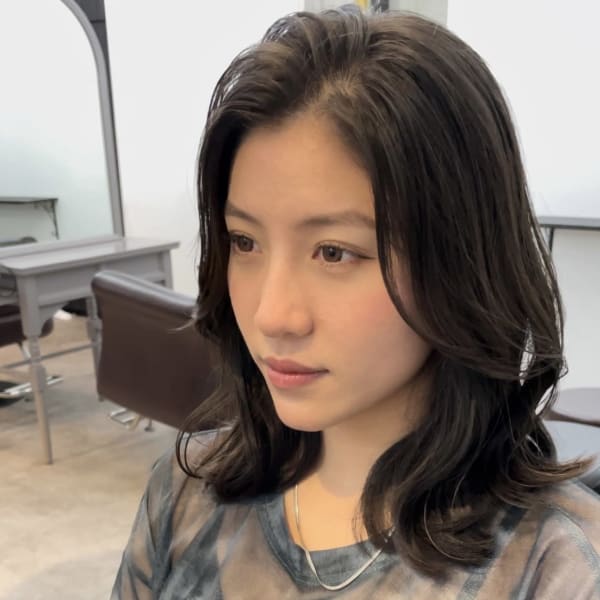 外ハネ韓国スタイル