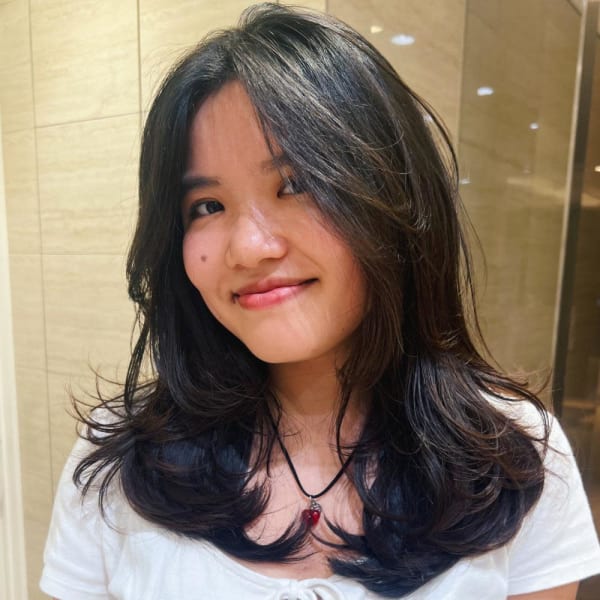 外国人風レイヤーカット/naomi