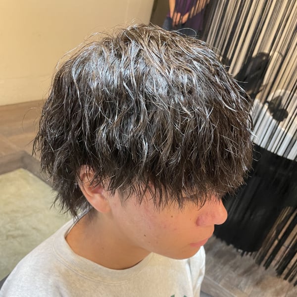 ツイストスパイラルパーマ|Jeune Homme LINGKARAN