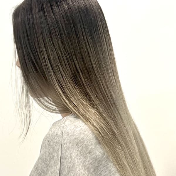 BARON Beautyホワイトグレー/ブリーチ/ダブルカラ