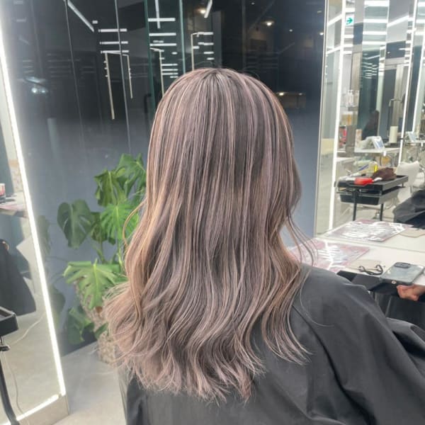 バレイヤージュカラー