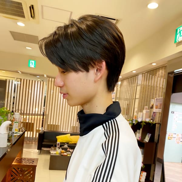 襟足は刈り上げない メンズ ナチュラルショート 三宮 美容室