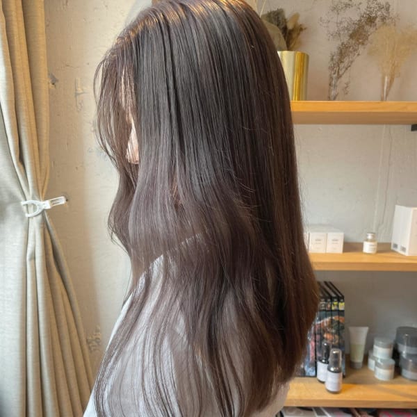 透明感グレージュ