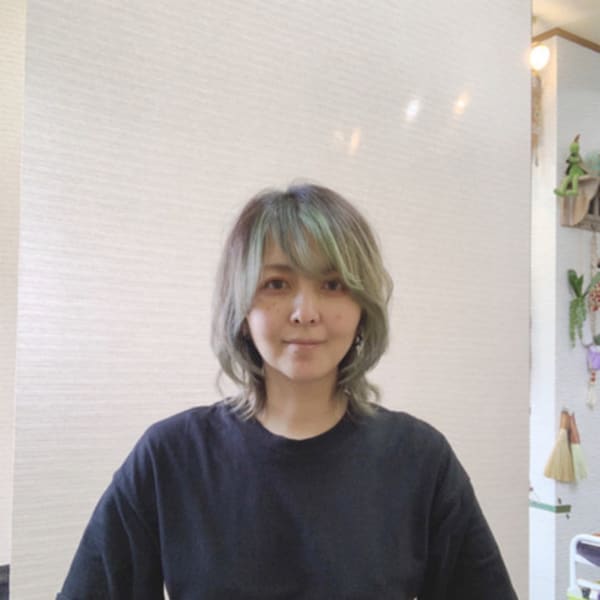 hair salon SHANTI【ヘアサロンシャンティ】のスタッフ紹介。小野寺　永美子
