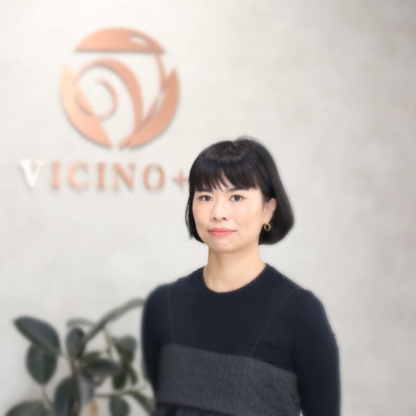 VICINO+n【ヴィチーノ プラスエヌ】のスタッフ紹介。眞庭　恵子
