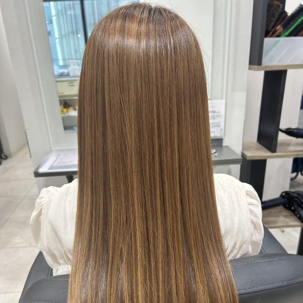 美髪・髪質改善|e.m.a × Ar be.anca