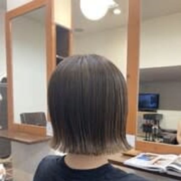 切りっぱなし　ミニボブ