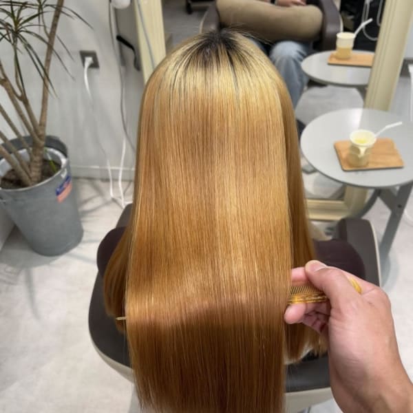 レイヤーロングレージュカラーヘルシースタイル髪質改善8254|unique x KENJE 町田