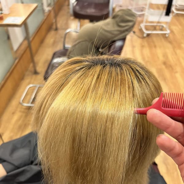 酸性ストレート/縮毛矯正/髪質改善