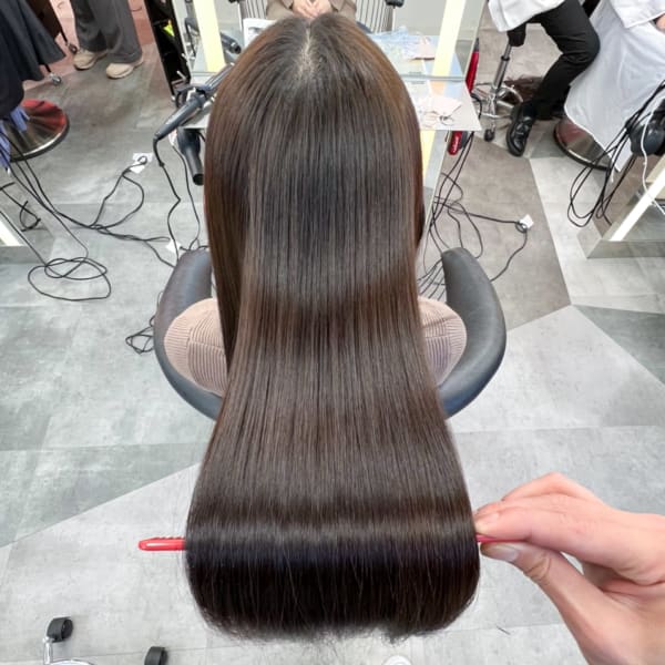 圧倒的艶髪ストレート|Lond vallee 渋谷店