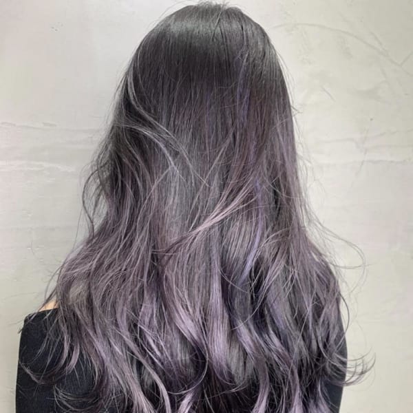 斜めバンググレージュカラー デザインカラー シルキーベージュ