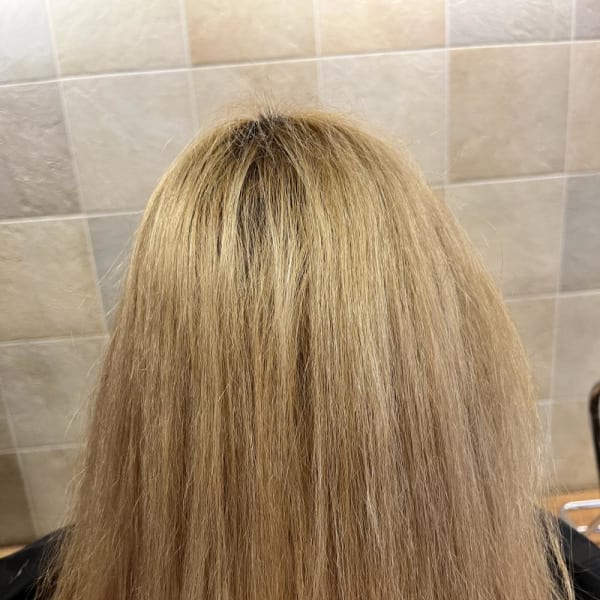 酸性ストレート/縮毛矯正/髪質改善トリートメント