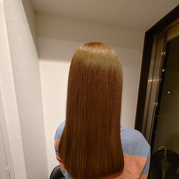 艶髪ロングヘア