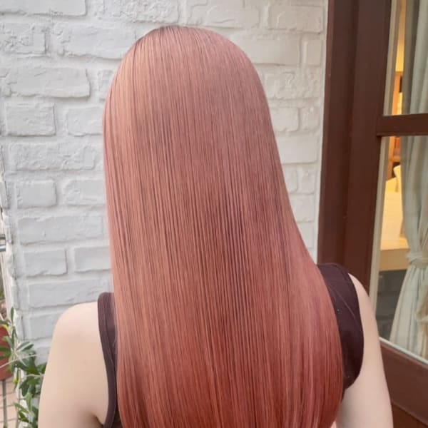 艶髪ストレートロング　ダークアッシュ　髪質改善　縮毛矯正