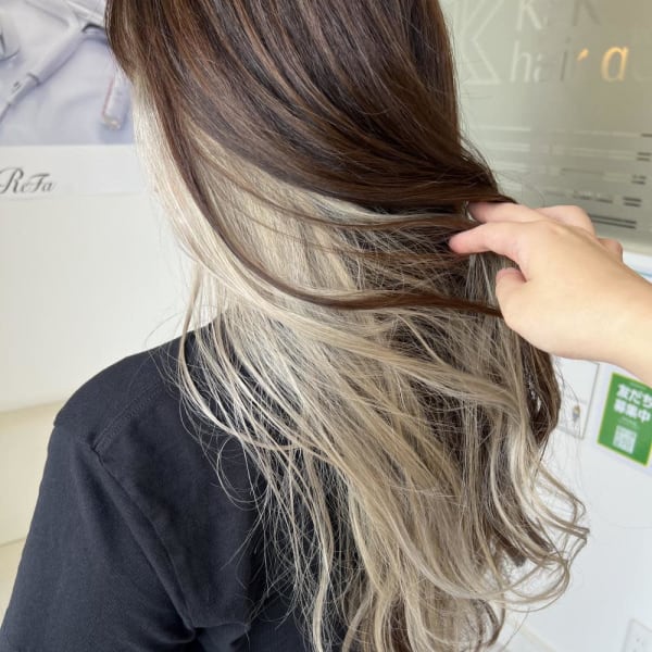 ホワイトベージュ