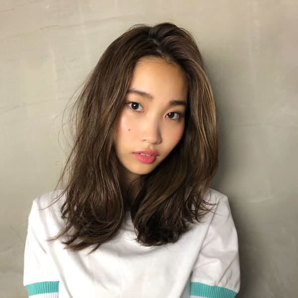 セミボブ