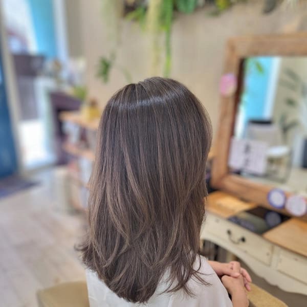 レイヤーカット×グレージュ★