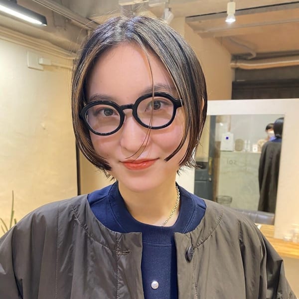 前髪インナーカラー　ベージュ