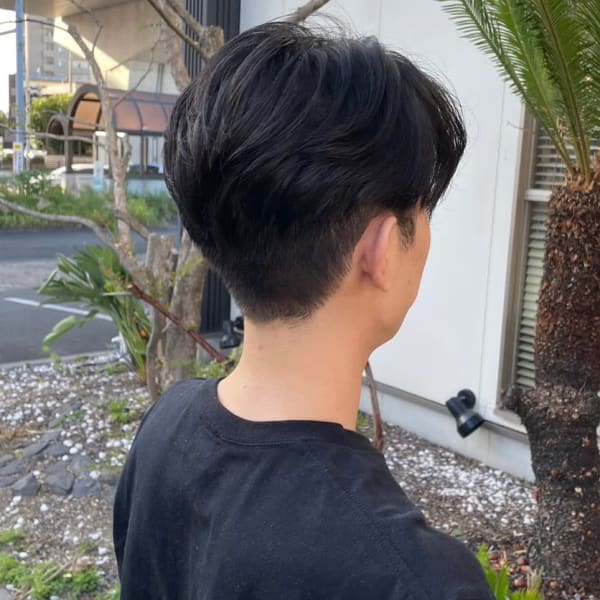 爽やか艶感黒髪メンズショート×ソフト刈り上げアップバング