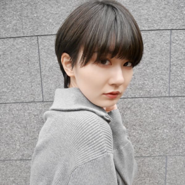 黒髪ショートウルフ/顔まわりカット【有海一生】ノンジアミン|shushu    organic & hair