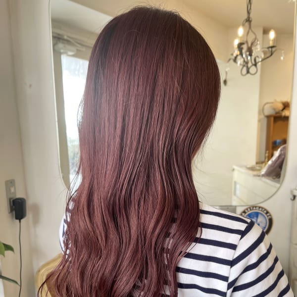 秋冬人気暖色カラーチェリーレッド透明感ゆるふわロングヘア経堂