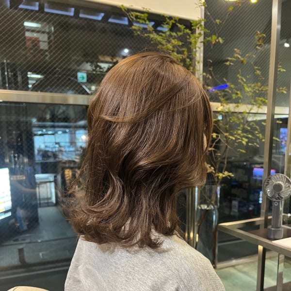 明るめオリーブベージュ|RAIN　hair&beauty神戸三宮