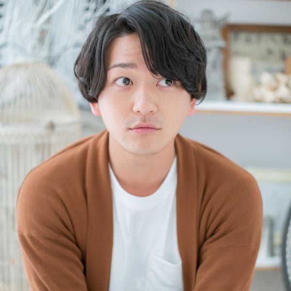 七三サイドグラデーション◎無造作パーマ アッシュブラック