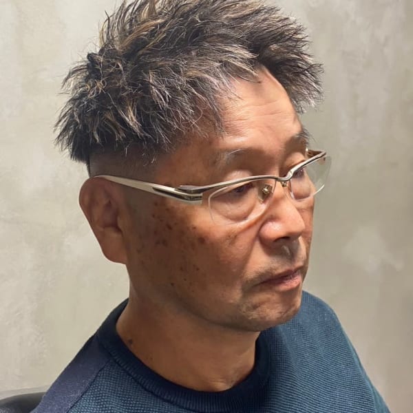 40代50代　メンズビジネスショート　爽やか　アップバング
