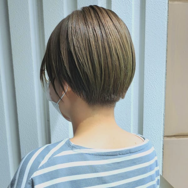 グリーン×ショート|エイムヘアメイク 舟入店