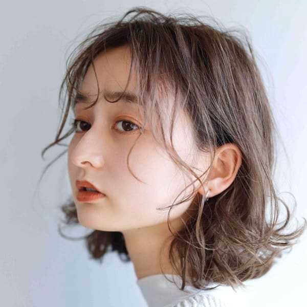 COLORS（カラーズ）×ミディアム|COLORS