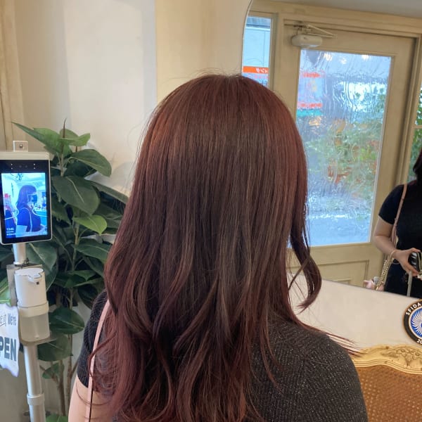 ツヤ感ロングピンクブラウンダメージレスカラー梅ヶ丘美容室