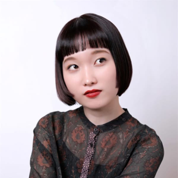 オン眉ミニボブ