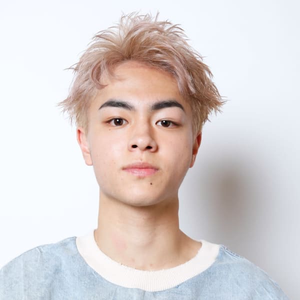 メンズハイトーンスパイキーショート