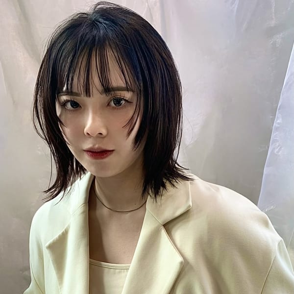 【 ミディアムレイヤー × ストレート 】浅野美紀
