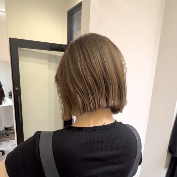 ボブ/切りっぱなしボブ/ベージュ/グレージュ/ショート