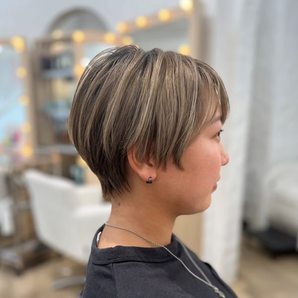 小顔見せ☆束感ひし形ショートヘア