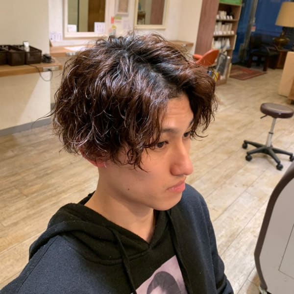 20代30代☆ツイストパーマショートマッシュアッシュブラック