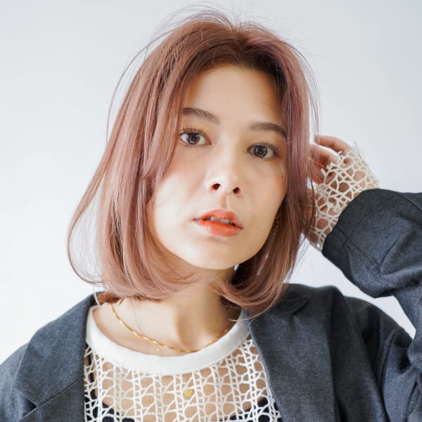 くびレイヤーエモージュ前髪モテベージュレイヤーミディ/吉祥寺